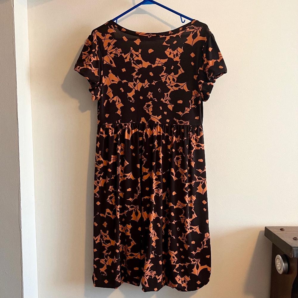 Apt. 9 dark brown and orange floral scoop neck dress - Picture 4 of 10